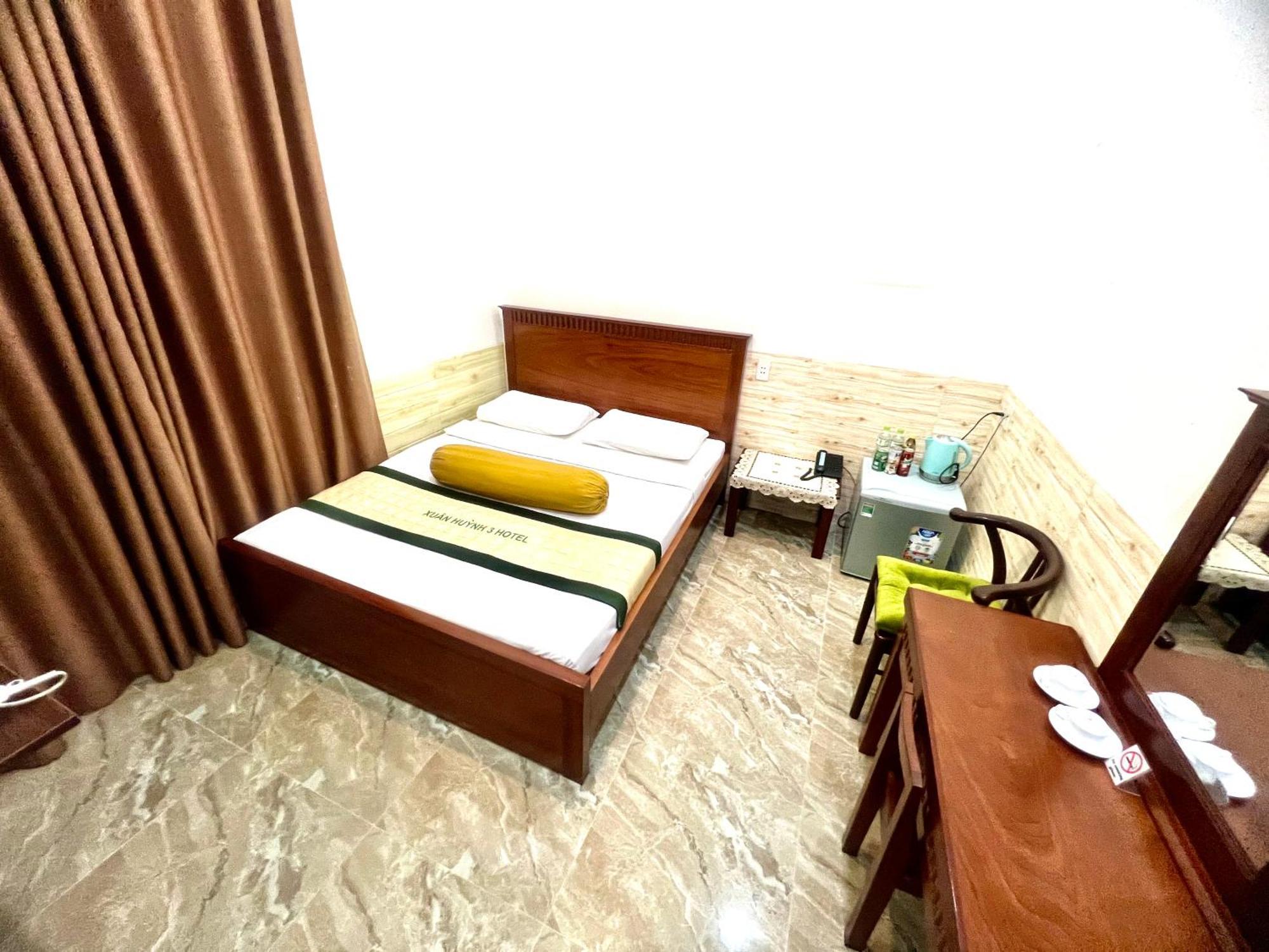Xuan Huynh 3 Hotel Soc Trang Exterior photo