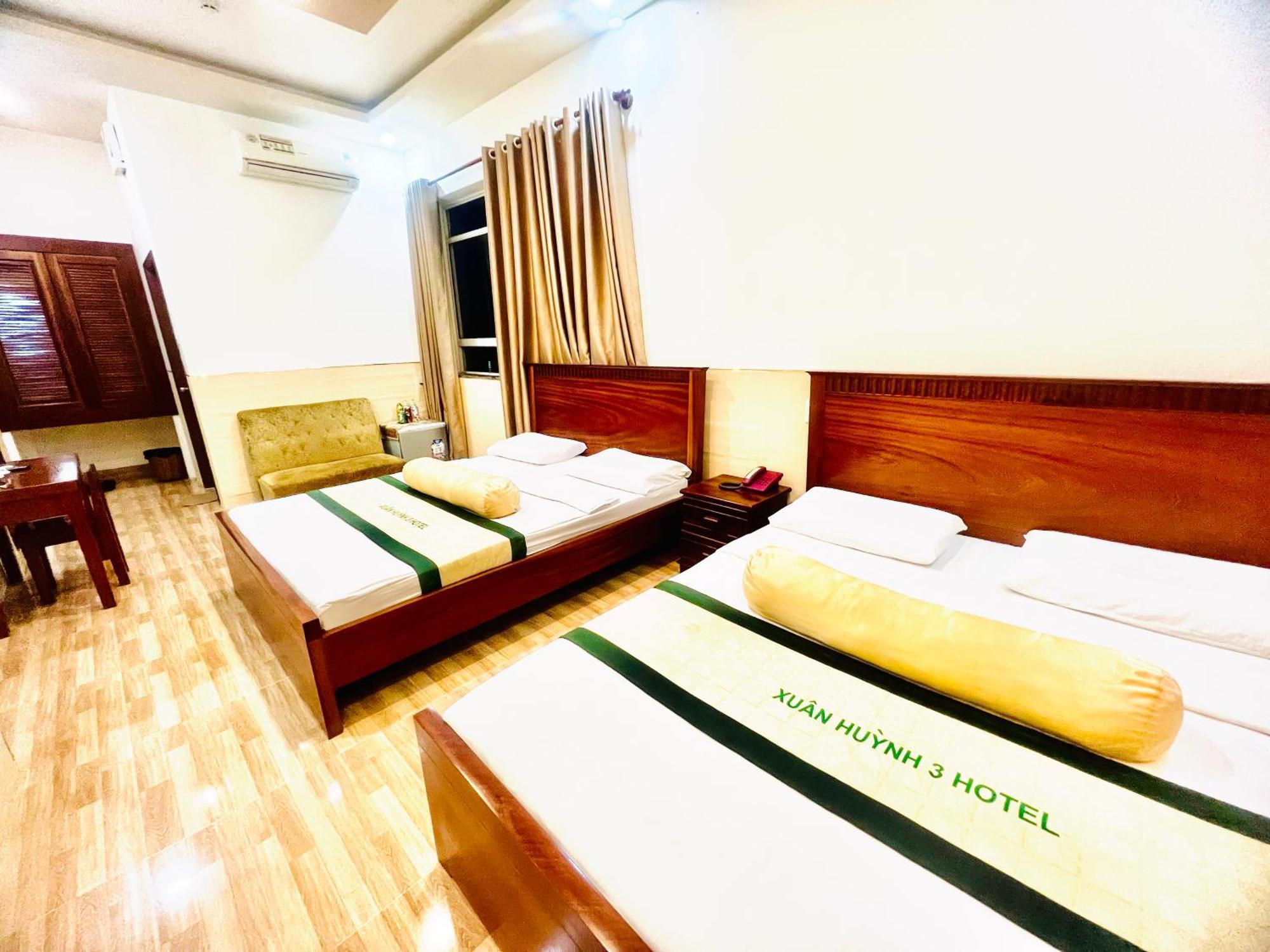 Xuan Huynh 3 Hotel Soc Trang Exterior photo