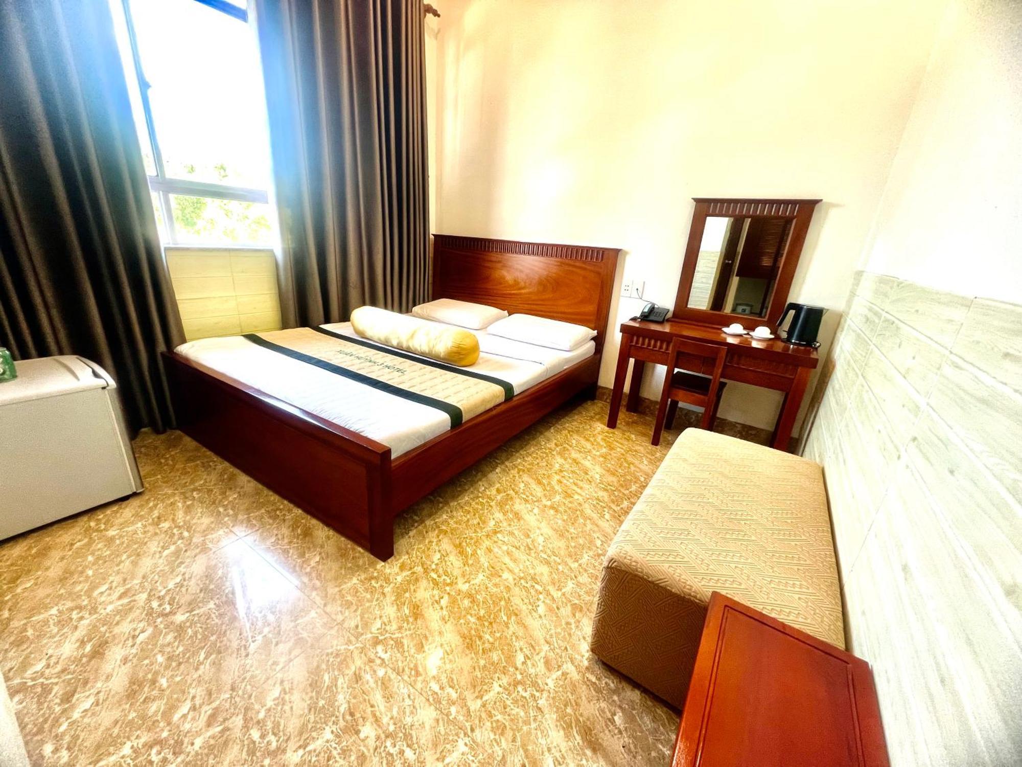 Xuan Huynh 3 Hotel Soc Trang Exterior photo